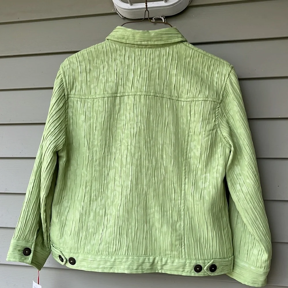 New Ruby Rd. Neon green animal print button down jacket - Picture 12 of 15